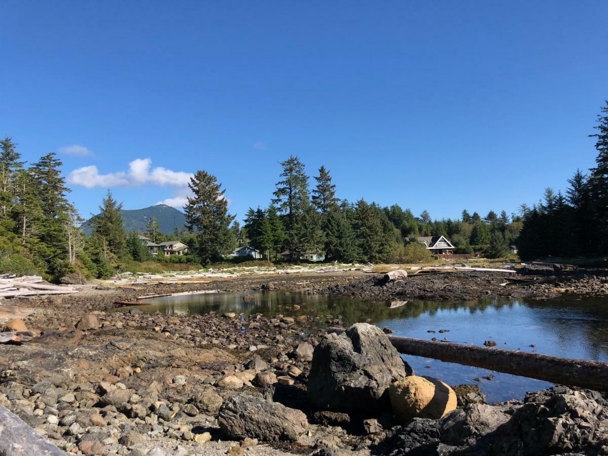 Sounds Of The Sea Hotel Ucluelet Exterior photo