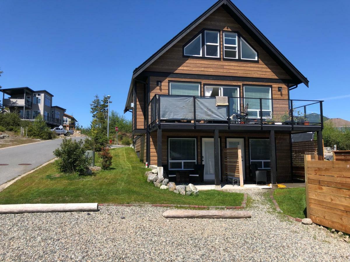 Sounds Of The Sea Hotel Ucluelet Exterior photo